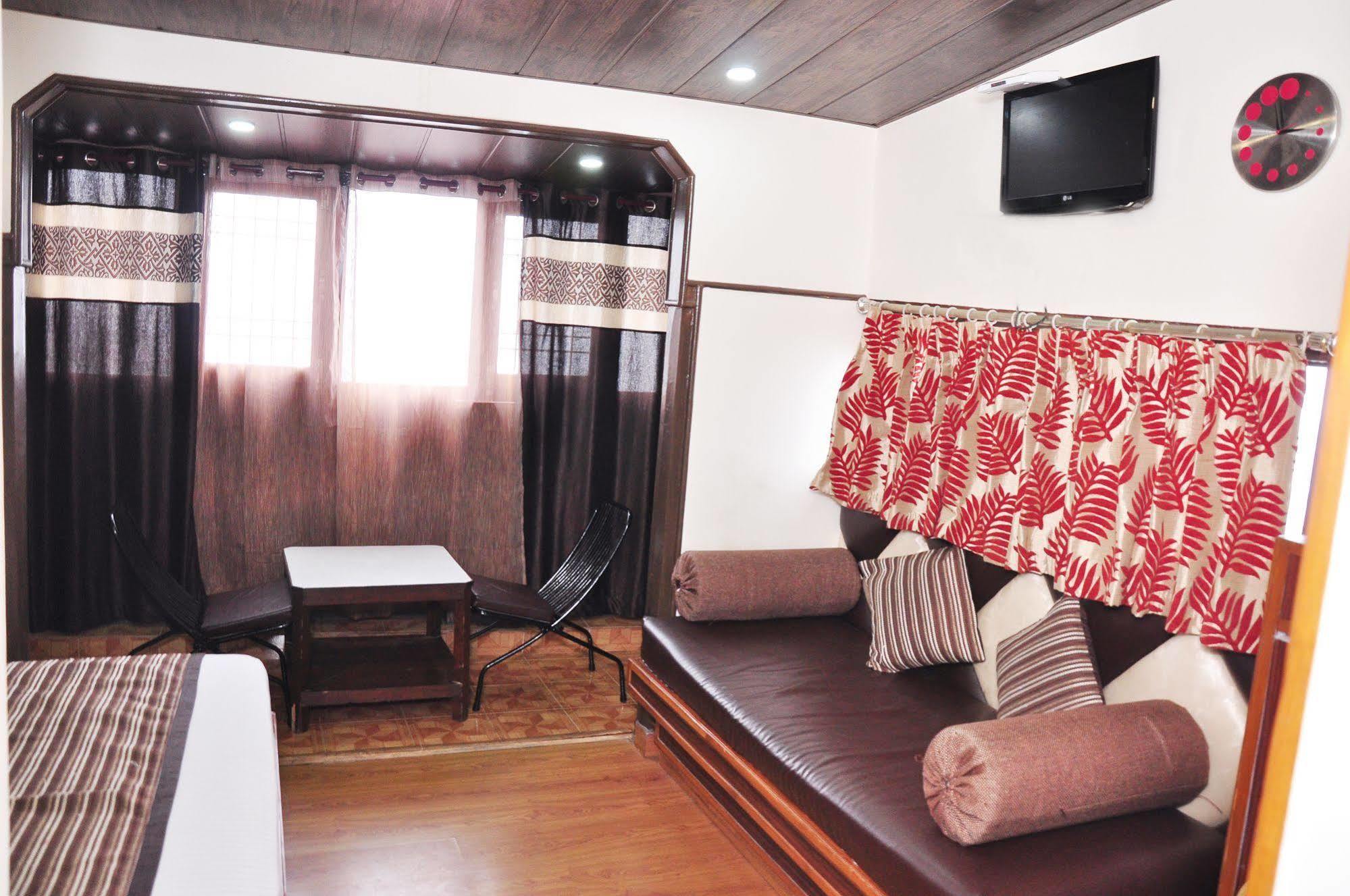 Hotel Sidharath Shimla Bagian luar foto