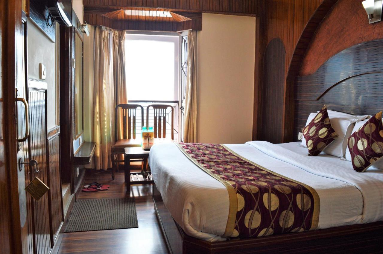 Hotel Sidharath Shimla Bagian luar foto