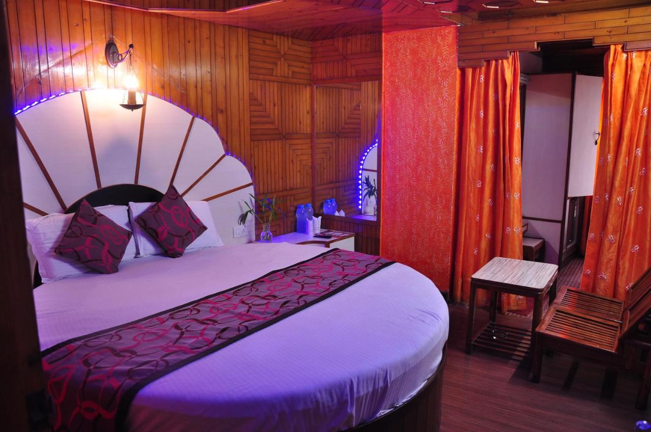 Hotel Sidharath Shimla Bagian luar foto